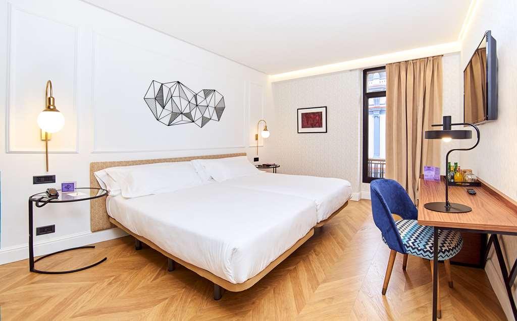Hotel Occidental Leon Alfonso V Pokoj fotografie