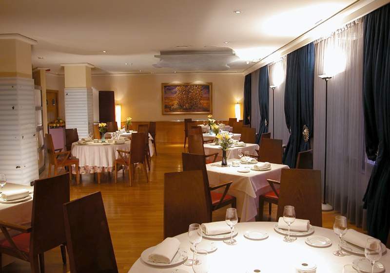 Hotel Occidental Leon Alfonso V Restaurace fotografie